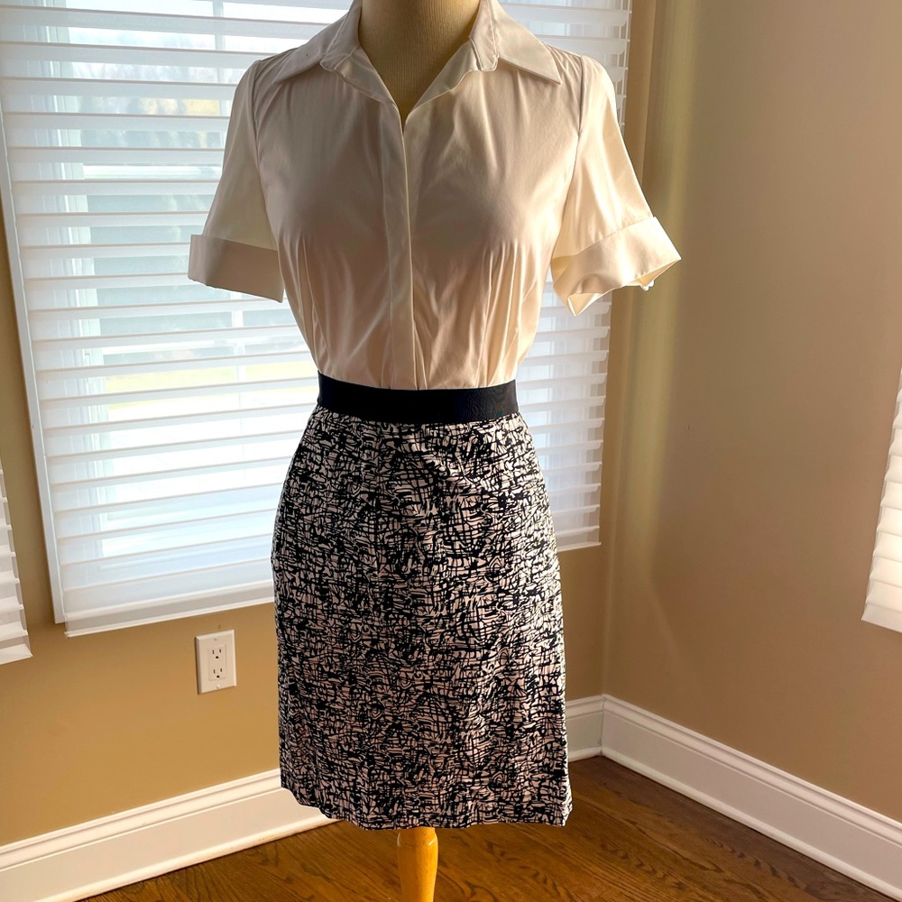 NWT ANN TAYLOR Black and White Skirt